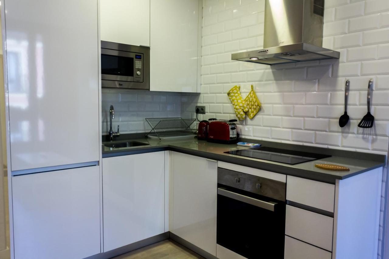 Arenal Suites Preciados Madrid Szoba fotó
