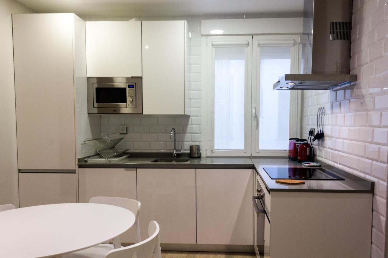 Arenal Suites Preciados Madrid Szoba fotó